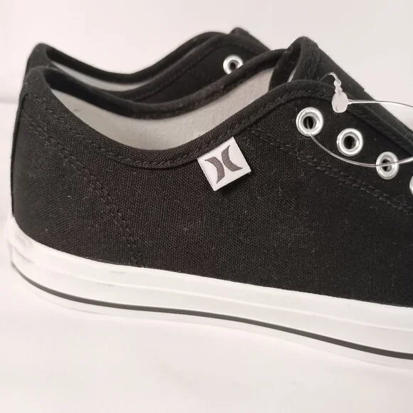 Hurley Chloe Canvas Slip On Sneakers Women 6.5 Black Low Top Casual NWOB - Picture 2 of 8